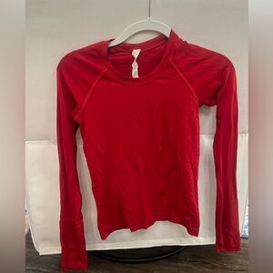 Lululemon red long sleeve shirt